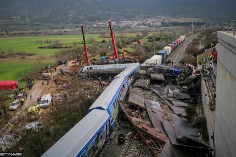 3/3 希臘火車對撞並非意外：數十年的沉痾教訓，以及撙節政策的後遺症