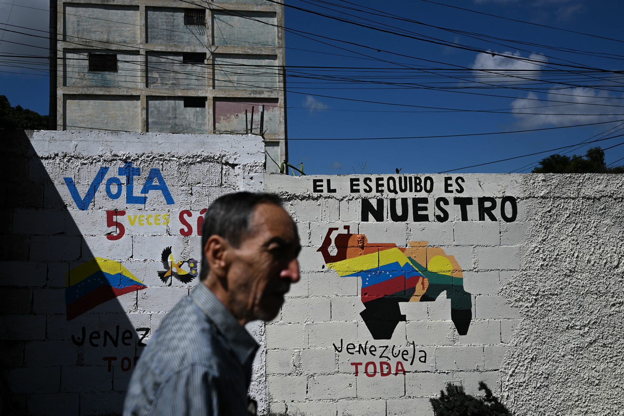 12/13 委內瑞拉和蓋亞那（上）：五個公投題目，帶出艾瑟奎波 200 多年歷史恩怨